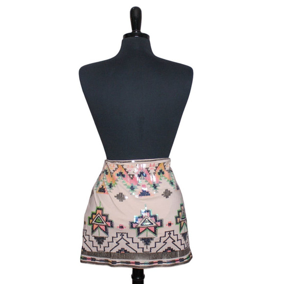 Express Mini Skirt Tribal Sequin Print Size M - Picture 1 of 3